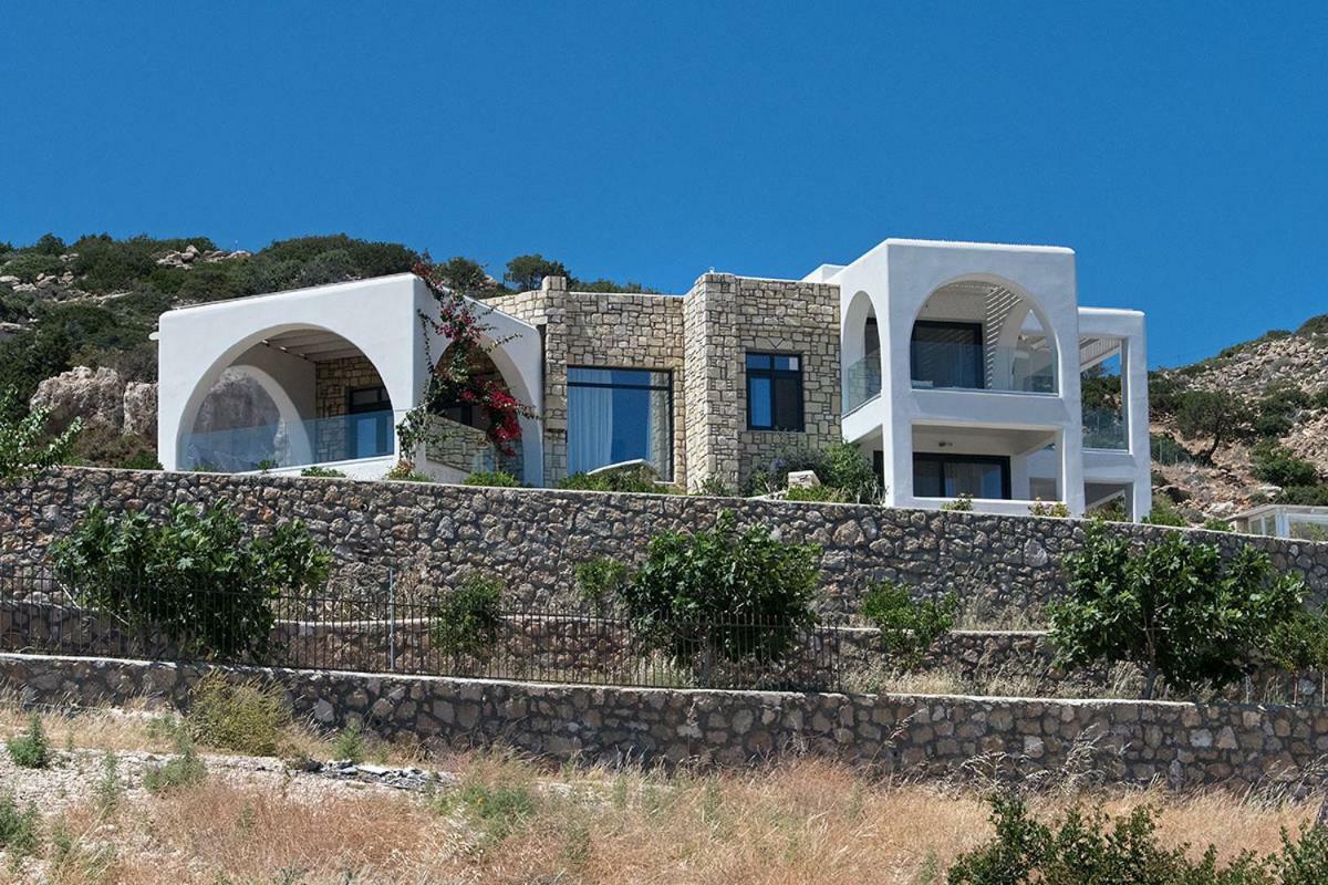 Evilia Luxury Villa Amoopi Buitenkant foto